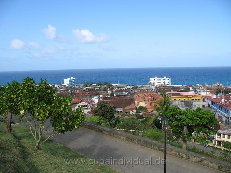 3990 Baracoa - Blick vom Hotel El Castillo.JPG